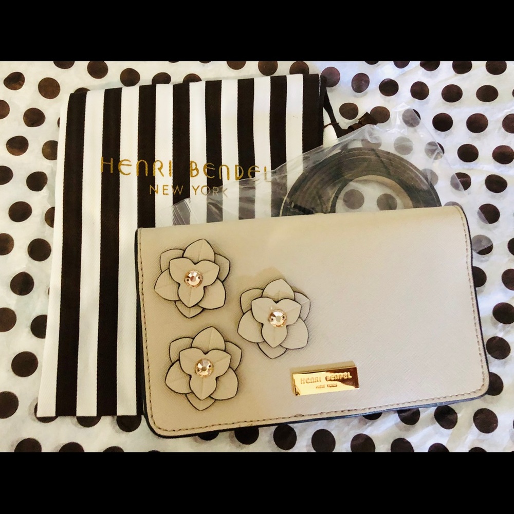 HENRI BENDEL WEST 57TH FLOWER CROSSBODY WALLET